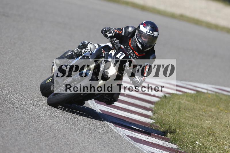 /06 08.04.2026 Cornu Master School ADR/Gruppe gruen/12-1